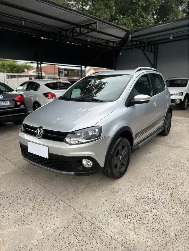 Carro Volkswagen CrossFox 2011 1.6 (Flex)