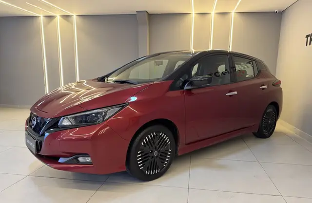 Carro Nissan Leaf 2023 40 kWh Tekna