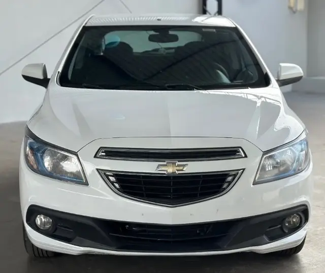 Carro Chevrolet Onix 2016 1.4 LT SPE/4
