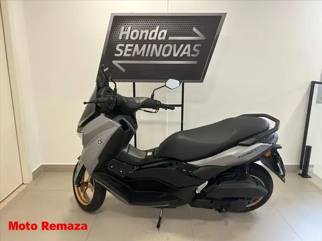 Moto Yamaha NMax 2025 Connected 160 ABS