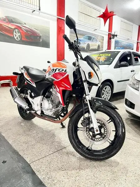 Moto Honda CB 300R 2014 (ABS)