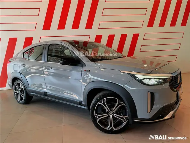 Carro Fiat Fastback 2025 Limited Edition