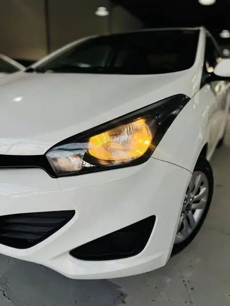 Carro Hyundai HB20S 2015 1.6 Comfort Plus (Aut) (Flex)
