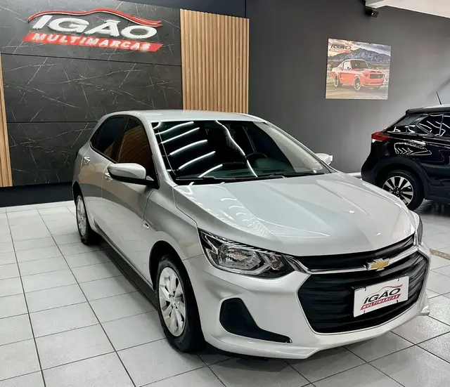 Carro Chevrolet Onix 2023 LT 1.0