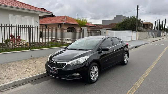 Carro Kia Cerato 2014 SX 1.6 (Aut) (Flex)