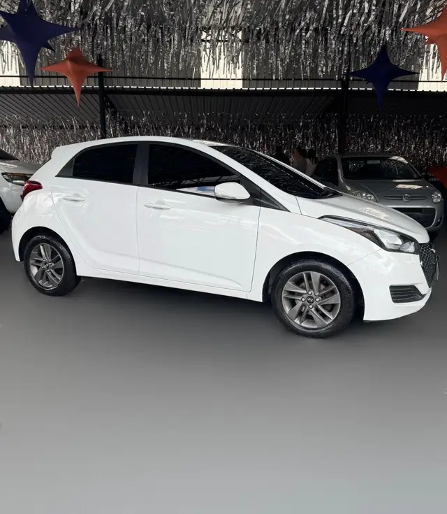 Carro Hyundai HB20S 2019 1.6 Comfort Plus (Flex)