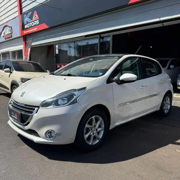 Carro Peugeot 208 2015 Active 1.5 8V (Flex)