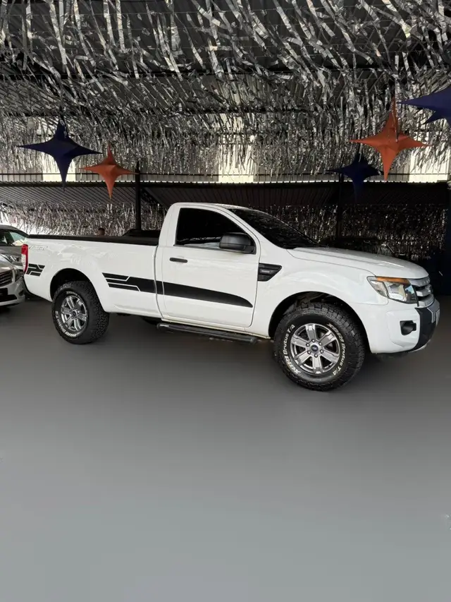 Carro Ford Ranger Cabine Simples 2014 Ranger 2.5 CS XLS 4x2 (Flex)