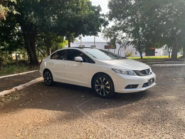 Carro Honda Civic 2015 LXR 2.0 i-VTEC (Aut) (Flex)