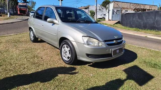Carro Chevrolet Classic 2011 LS VHC E 1.0 (Flex)