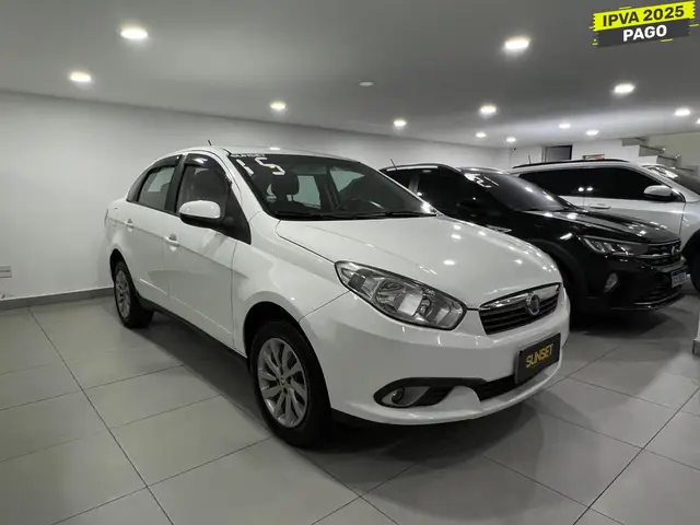 Carro Fiat Grand Siena 2015 Evo Attractive 1.4 8V (Flex)