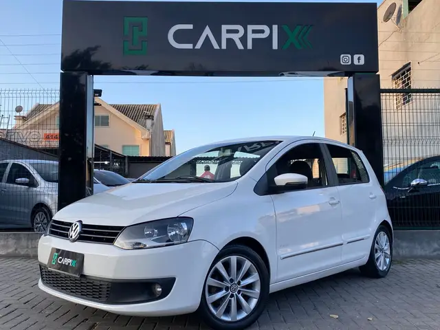 Carro Volkswagen Fox 2010 Prime 1.6 8V (Flex)