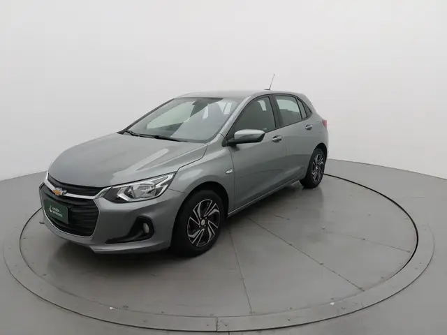 Carro Chevrolet Onix Plus 2024 LT 1.0