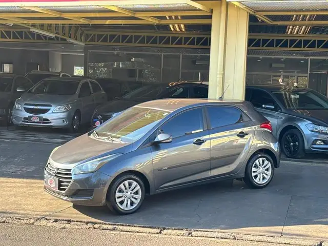 Carro Hyundai HB20 2017 1.6 Comfort Plus (Flex)