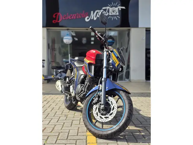 Moto Yamaha Fazer FZ25 2023 Thor