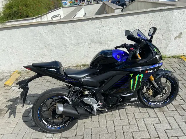 Moto Yamaha YZF R3 2021 (ABS)