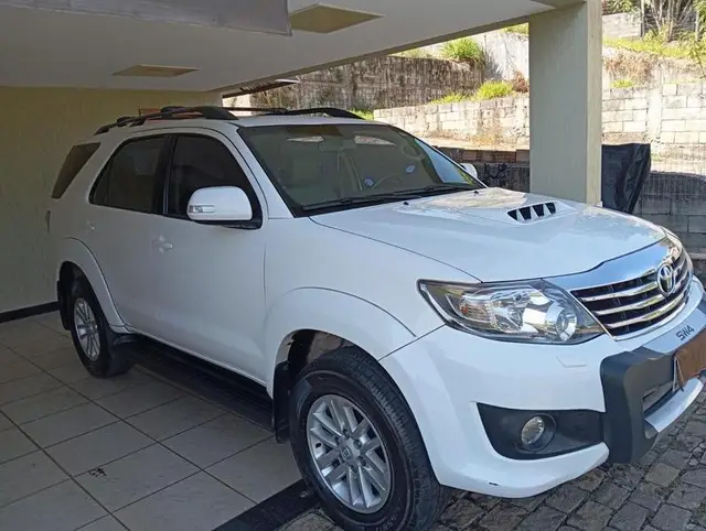 Carro Toyota Hilux SW4 2015 SRV 4x4 3.0 Turbo  (aut)