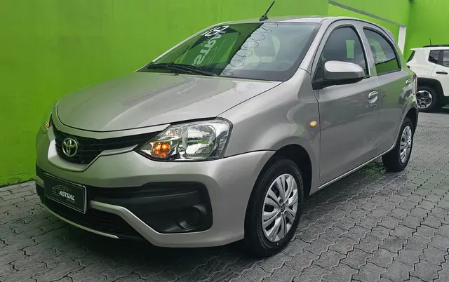 Carro Toyota Etios 2018 X 1.3 (Aut) (Flex)