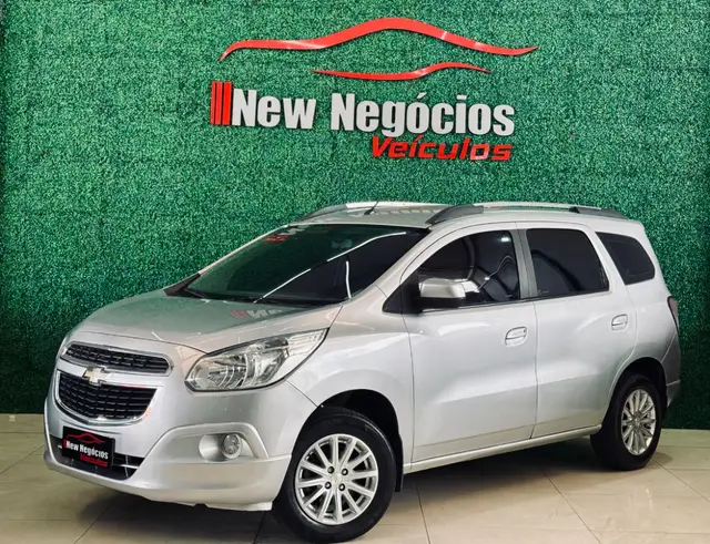 Carro Chevrolet Spin 2015 LT 5S 1.8 (Aut) (Flex)