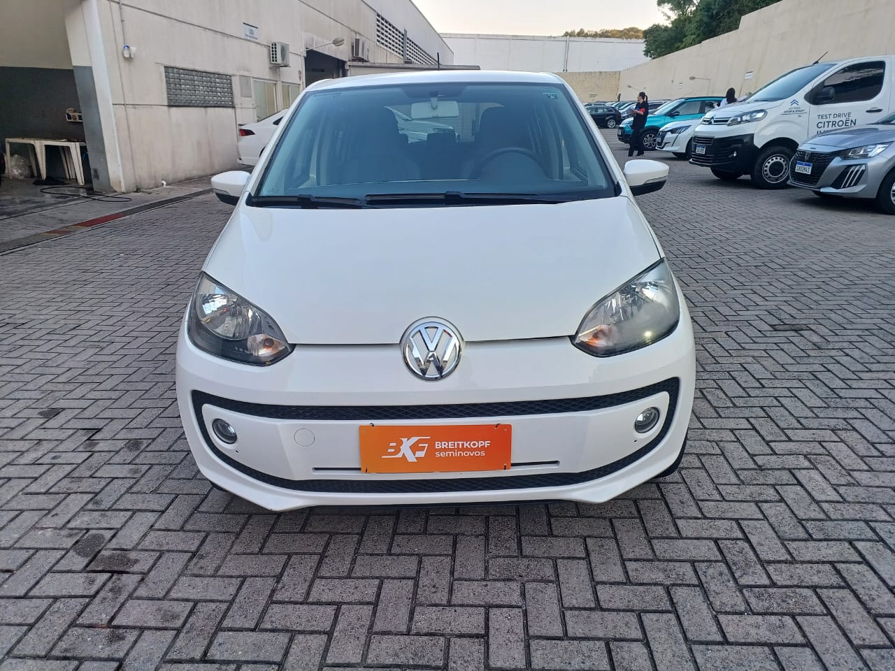 vw - volkswagen 1.0 12v e-flex move up! 4p