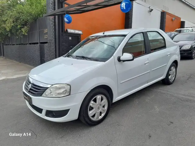 Carro Renault Logan 2013 Expression 1.6 8V Hi-Torque (flex)