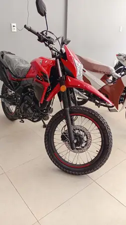 Moto Shineray SHI 175 2025 EFI