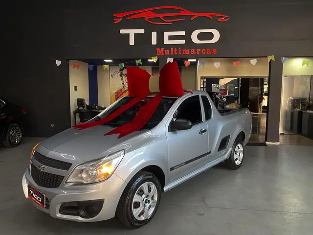 Carro Chevrolet Montana 2019 LS 1.4 (Flex)