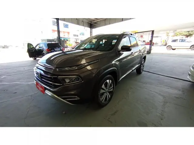 Carro Fiat Toro 2023 Volcano 2.0 TDI 4x4 (Aut)