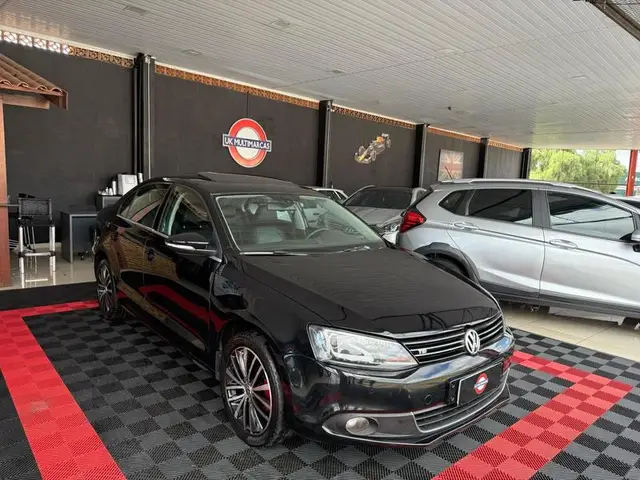 Carro Volkswagen Jetta 2012 2.0 TSI Highline DSG
