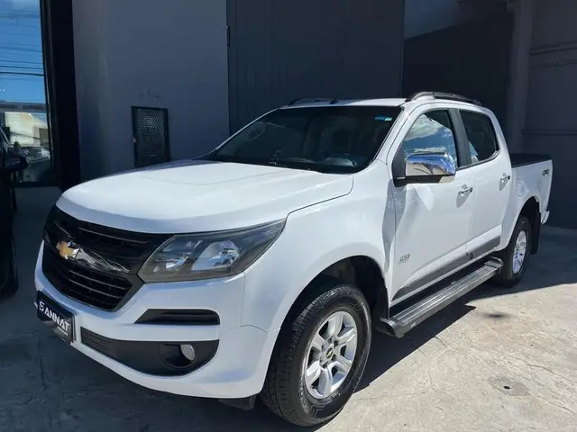 Carro Chevrolet S10 Cabine Dupla 2020 S10 2.5 ECOTEC SIDI Advantage 4x2 (Cabine Dupla)