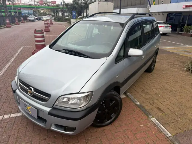 Carro Chevrolet Zafira 2009 Expression 2.0 (Flex) (Aut)
