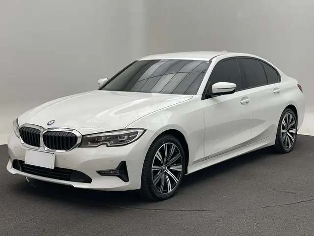 Carro BMW 320i 2021 2.0 Turbo