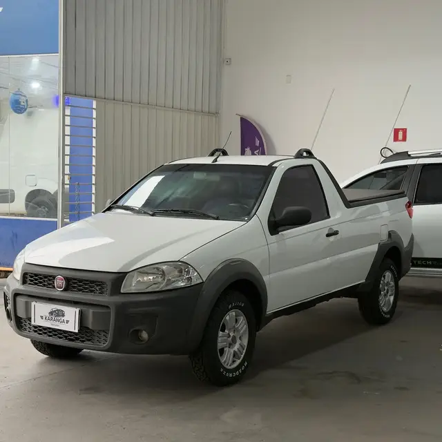 Carro Fiat Strada 2016 Working 1.4 (Flex)