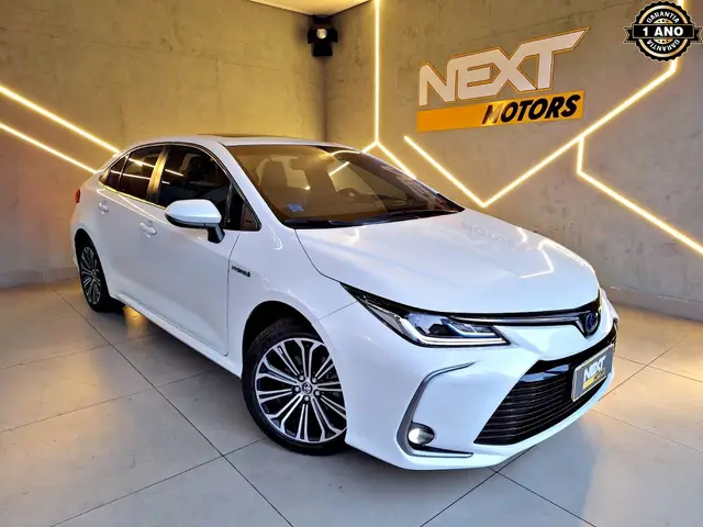 Carro Toyota Corolla 2021 Altis Premium Hybrid 1.8