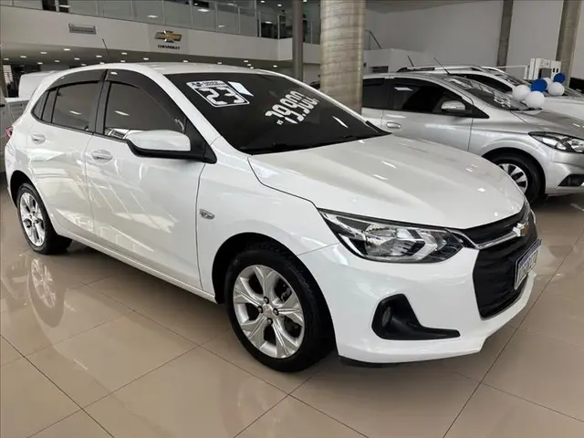 Carro Chevrolet Onix 2023 LT 1.0 Turbo