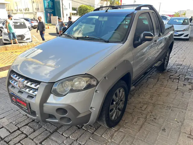 Carro Fiat Strada 2009 Adventure 1.8 8V (Flex) (Cabine Dupla)