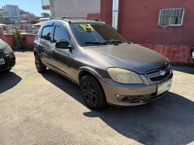 Carro Chevrolet Celta 2014 Advantage 1.0 (Flex)