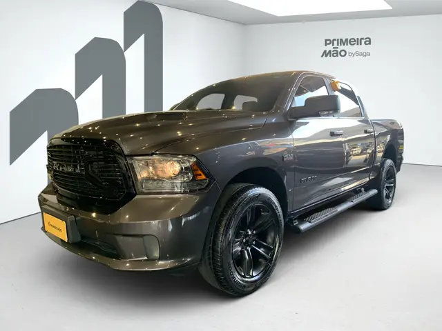 Carro RAM Classic 2022 Laramie 5.7