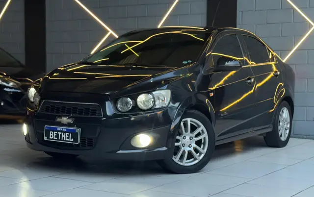 Carro Chevrolet Sonic Sedan 2014 LTZ 1.6 (Aut)