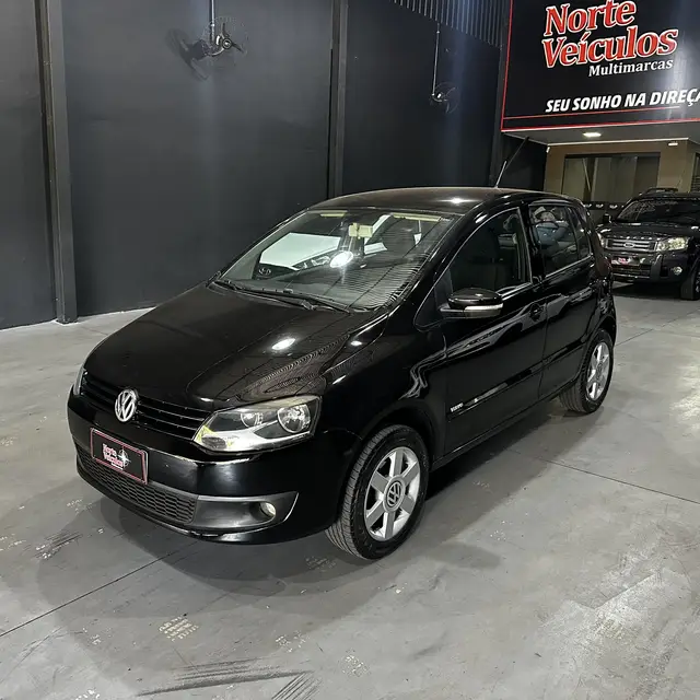Carro Volkswagen Fox 2013 1.6 VHT (Flex)