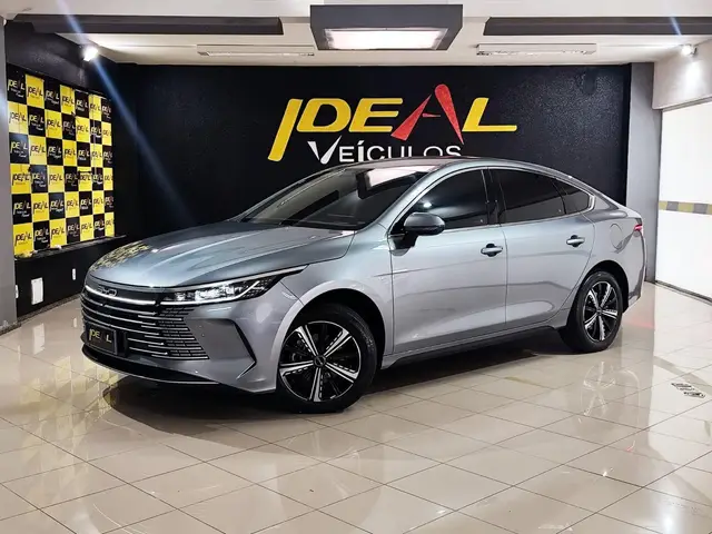 Carro BYD King 2025 DM-i GS
