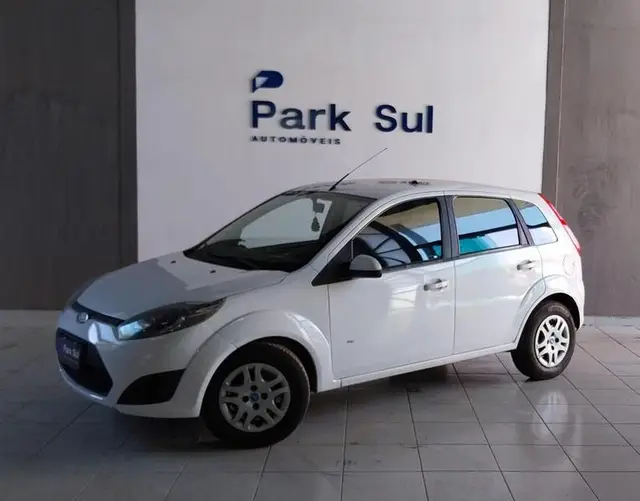 Carro Ford Fiesta Hatch 2014 SE 1.0 RoCam (Flex)