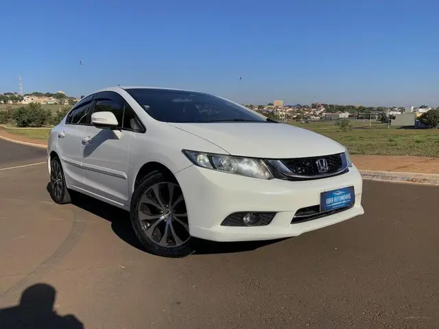 Carro Honda Civic 2016 LXR 2.0 i-VTEC (Aut) (Flex)