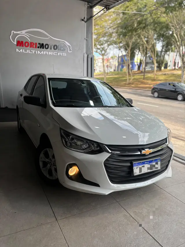 Carro Chevrolet Onix 2024 1.0