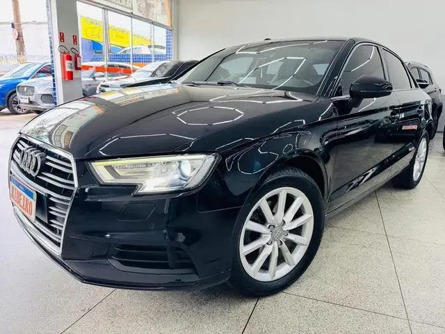 Carro Audi A3 2018 1.4 TFSI Ambiente Tiptronic (Flex)