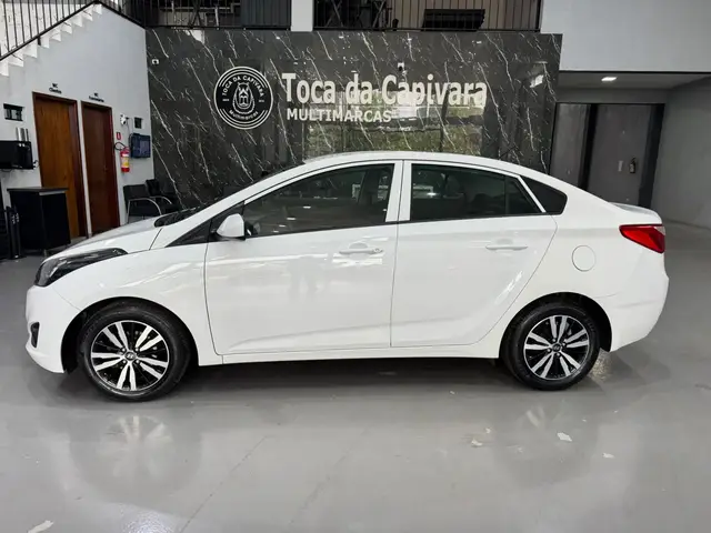 Carro Hyundai HB20S 2014 1.0 Comfort Style (Flex)