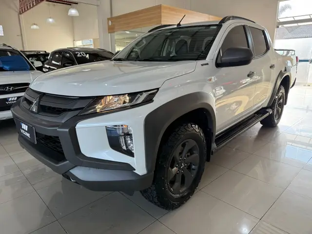 Carro Mitsubishi L200 Triton Sport 2025 Outdoor GLS 2.4