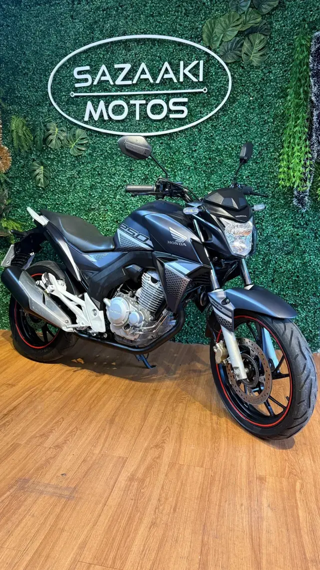 Moto Honda CB 250F Twister 2022 250F (ABS)