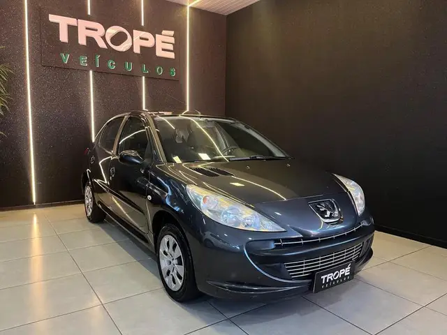 Carro Peugeot 207 2011 Hatch XR 1.4 8V (flex) 4p