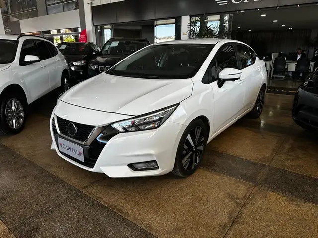 Carro Nissan Versa 2023 Exclusive 1.6 16V Flex Aut.